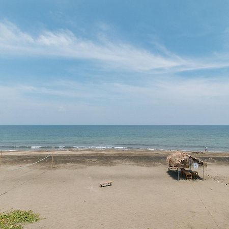 E. Moreno Recreation Beach Resort Ilocos Sur Candon Dış mekan fotoğraf